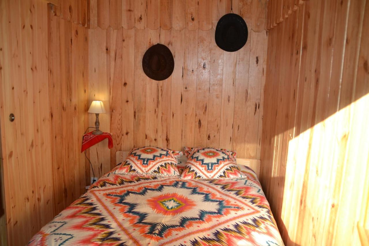 Bed and Breakfast Le Ranch Amadeus Saint-Paul-en-Born Exterior foto